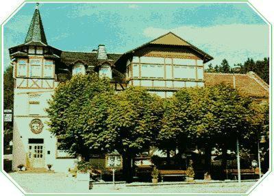Gasthaus & Hotel Zur Linde 프리에드리치로다 외부 사진